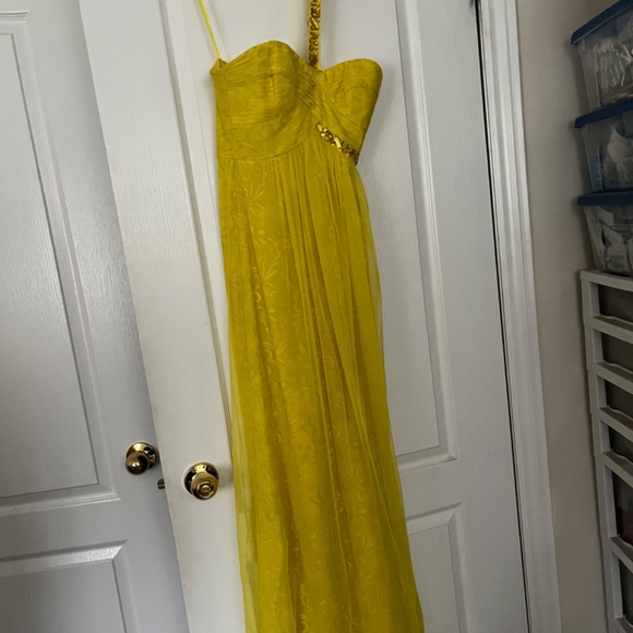 BCBG formal yellow dress - Picture 3 of 3